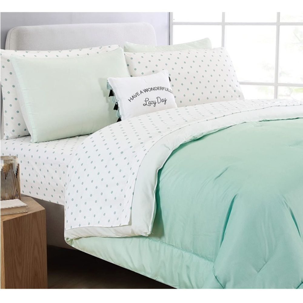 BCBGeneration 8-Piece Soft Microfiber Bag Comforter Set Bedding, Green